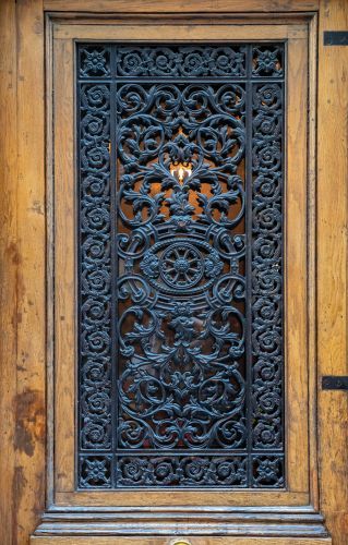 15 Wooden Jali Double Door Design for a Lavish and Spacious Home