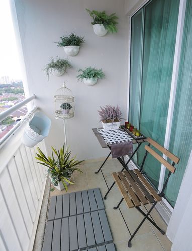 Top 20 Balcony Interior Design Ideas for an Urban Apartment