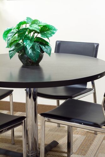 Beautiful view of Textured Dining Table Decor For Small Apartments