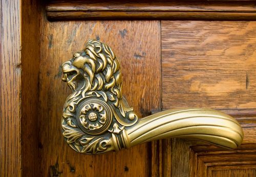 Wooden Door Knobs  Traditional Door Knob Designs