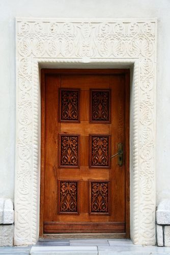15 Kerala Theme Main Door Design Ideas for Your Home