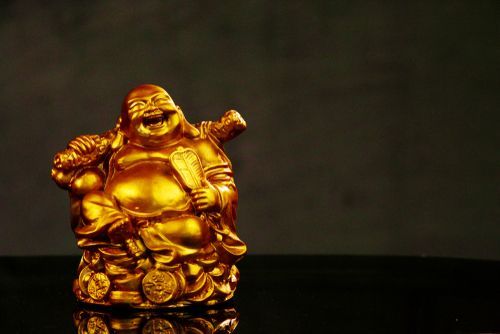 laughing buddha feng shui for wealth