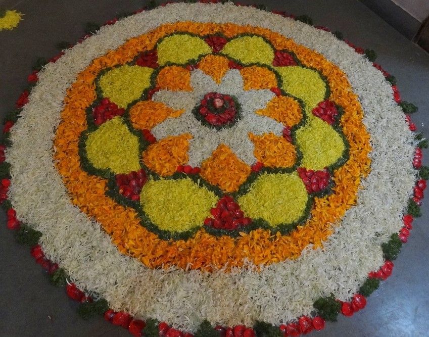 घर के लिए 10+ सर्वश्रेष्ठ मकर संक्रांति रंगोली छवियों के साथ