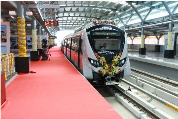 અમદાવાદ મેટ્રો - રૂટ, નકશો, ભાડું, સમયપત્રક અને સ્થિતિ અપડેટ્સ 2025