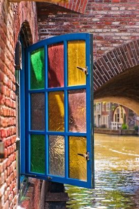 12 Inspiring Window Colour Paint Ideas for Your Home