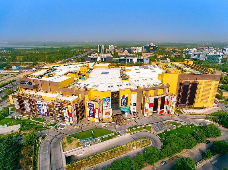 DLF Mall of India Noida Among Biggest Malls in India