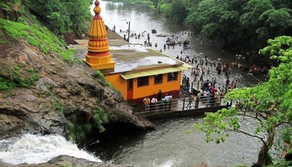 कामशेत, पुणे - पैराग्लाइडिंग, घूमने के स्थान और रियल एस्टेट अवलोकन
