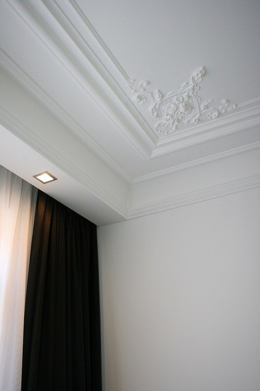 Recessed ceiling design for bedroom