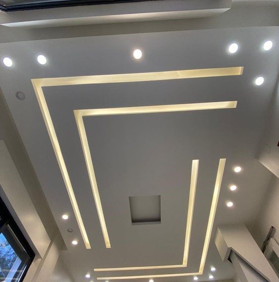 Simple patterned ceiling design for bedroom