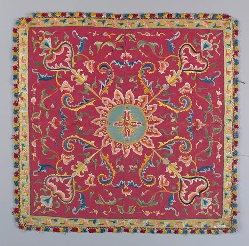 Dining Table Mats Types & Styles with Image Gallery