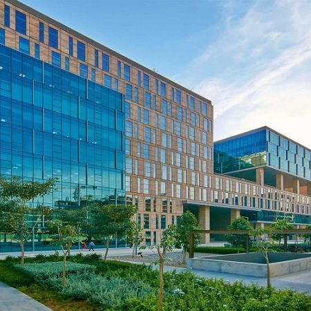 𝐑𝐌𝐙 𝐄𝐜𝐨𝐰𝐨𝐫𝐥𝐝 𝐁𝐚𝐧𝐠𝐚𝐥𝐨𝐫𝐞 - an IT Park with a Difference