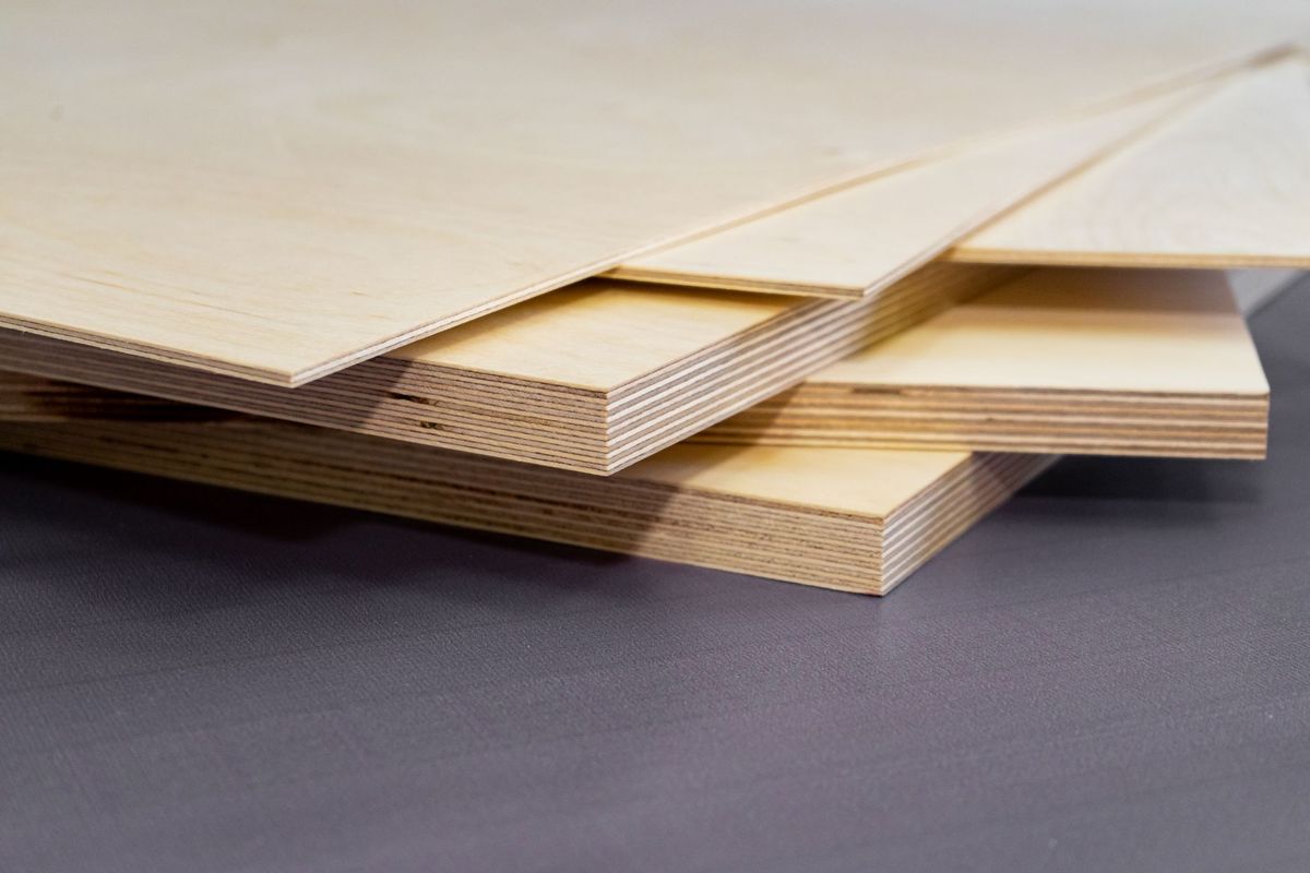 Engineered Wood Meaning, Types, Uses, Price, Benefits Plywood vs