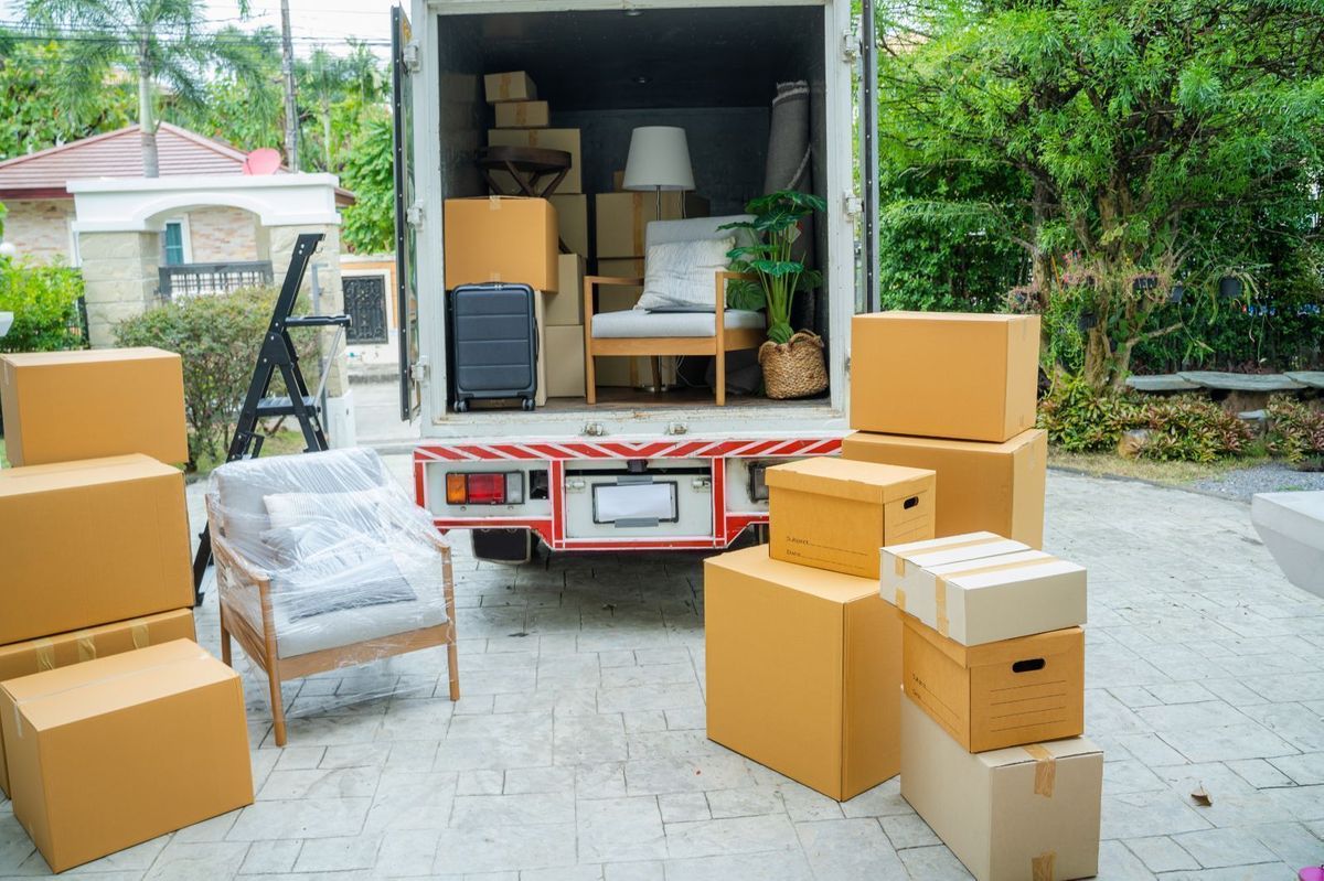 Tips to Pack and Move Outdoor Belongings