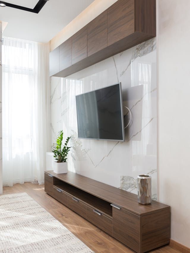 Right Placement of TV at Home as per Vastu