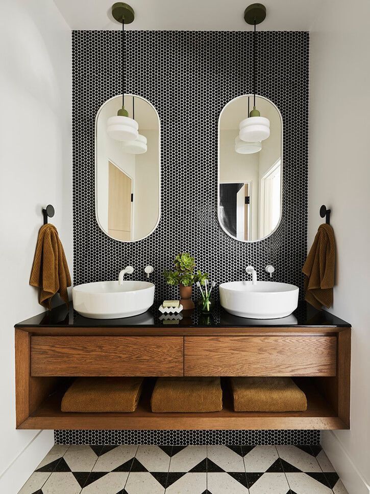 10 Design Ideas for Highlighter Tiles in Bathroom with Images