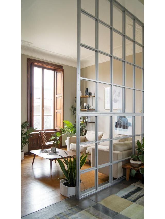 Illustration of Textured Glass Partitions For Small Spaces