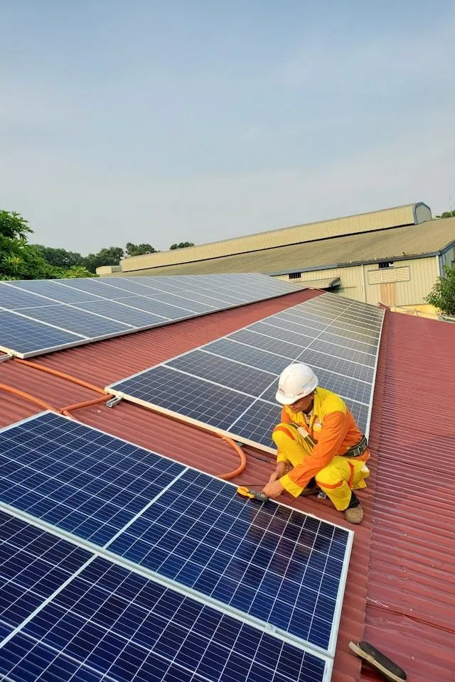 Ditch the Grid: 7 Reasons Solar Panels Are Your Home’s Best Defense