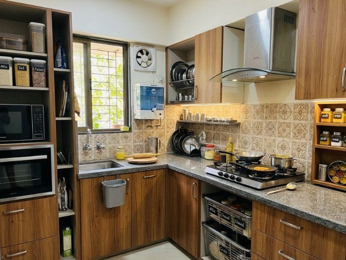 Small Modular Kitchen Design Ideas for Indian Homes With Limited Space