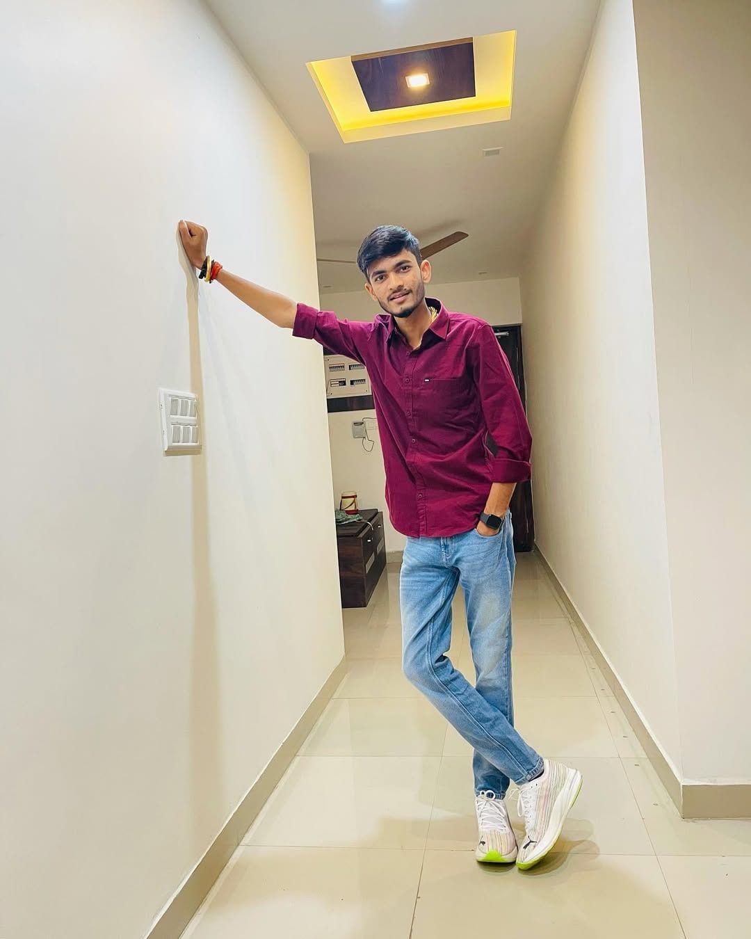 youtuber anurag dwivedi