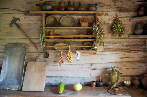 kitchen-house-poor-peasant-old-russian