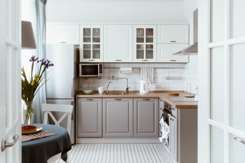 scandinavian-interior-design-white-grey-kitchen