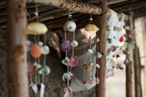 attractive-hanging-bells-with-sea-shells