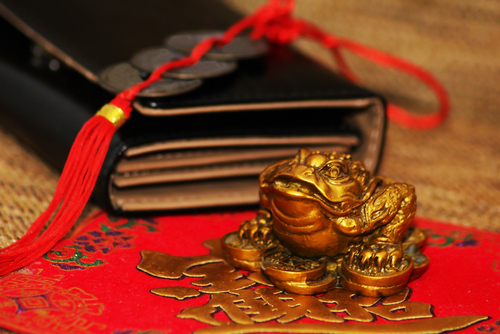 15 Benefits of Keeping Feng Shui Frog in Your Home