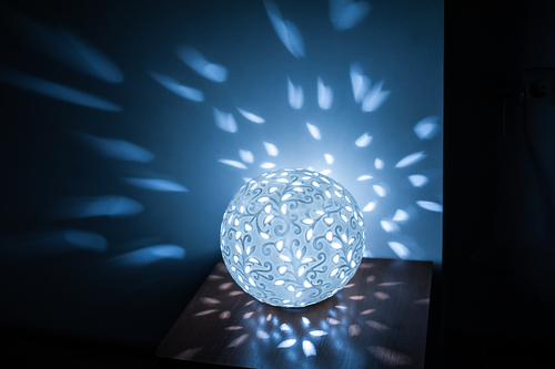 Carved Ball Table Living Room Lamp