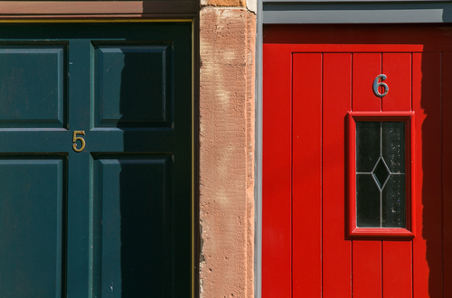 bold-colored-doors-for-your-chic-home-main-door-design