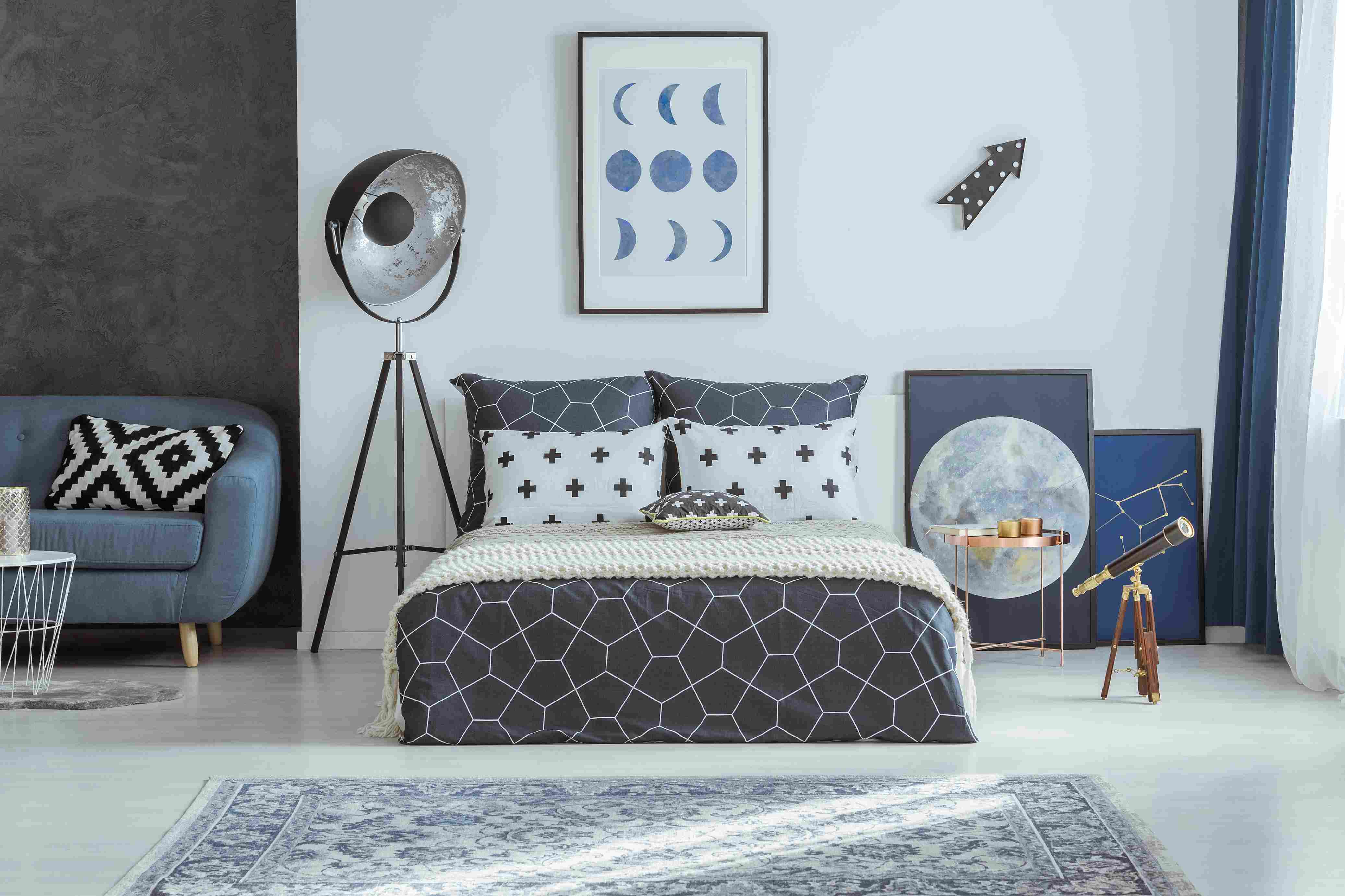 Dark Blue and Blue Grey Bedroom Colour Scheme