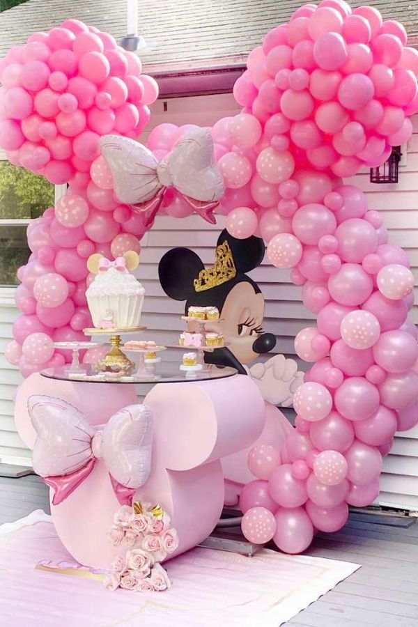 A mini mouse birthday decoration theme party