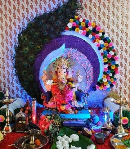 Ganpati Decoration for home & mandap | Krishna Theme | Morden Makhar |  greenery with frames - YouTube