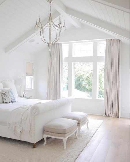 An-all-white-master-bedroom-design