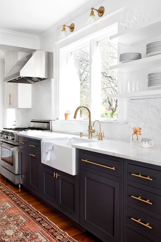 Easy Simple Kitchen Design Low Cost with Metallic Elements
