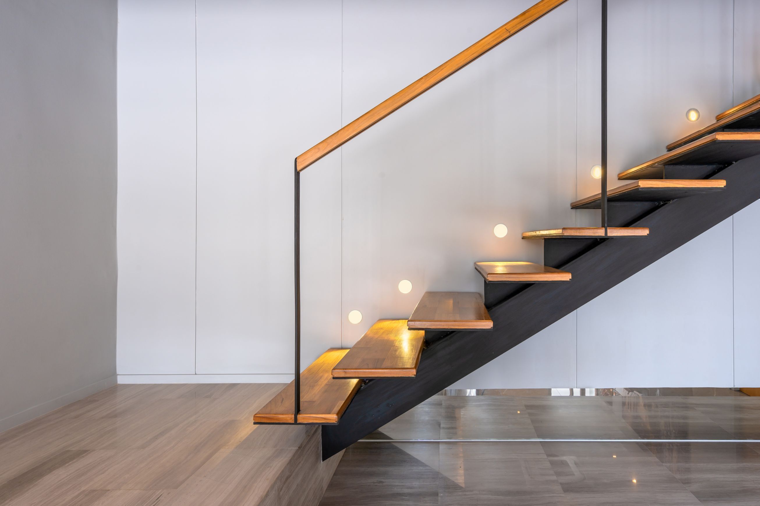 30+ Examples of Modern Stair Design That Are a Step Above the Rest