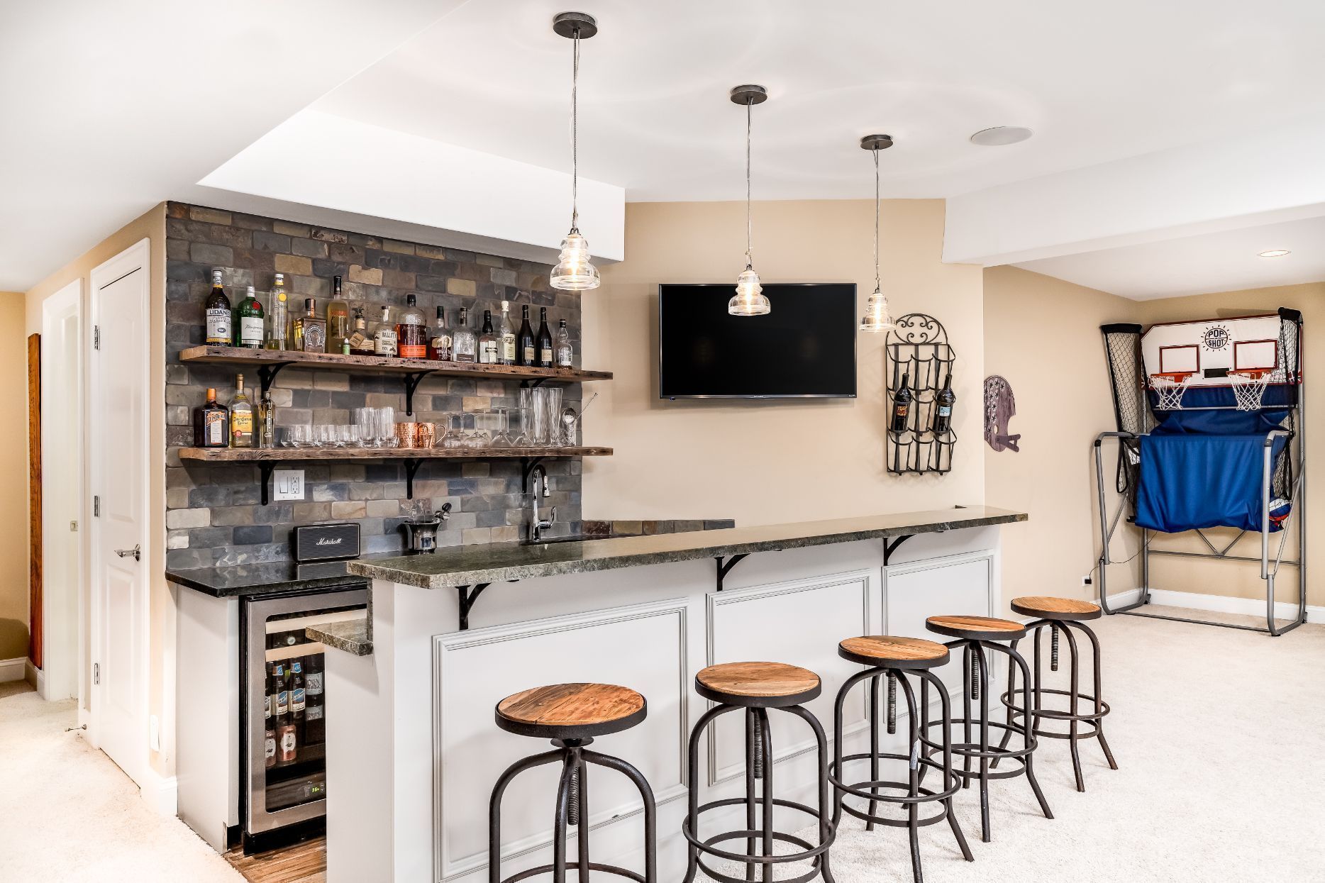 private pub stone basement bar designs