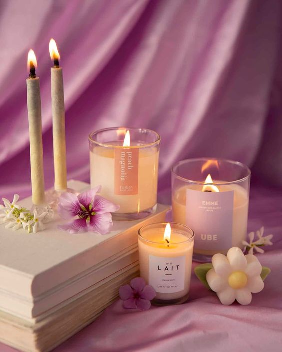 Scented candles in simple, transparent jars to make your home look expensive