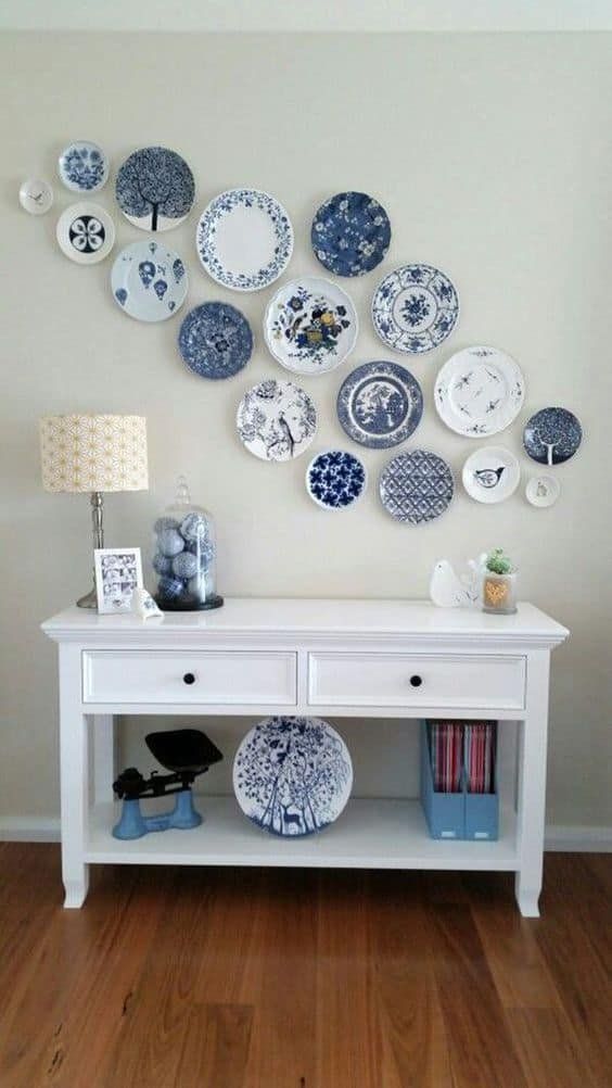 Beautiful wall plates in blue and white colour make for luxury home decor