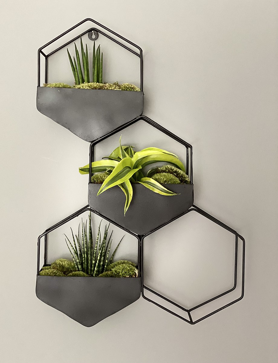 10 Unique Showpieces for Home Decor Modern & Antique Showpieces