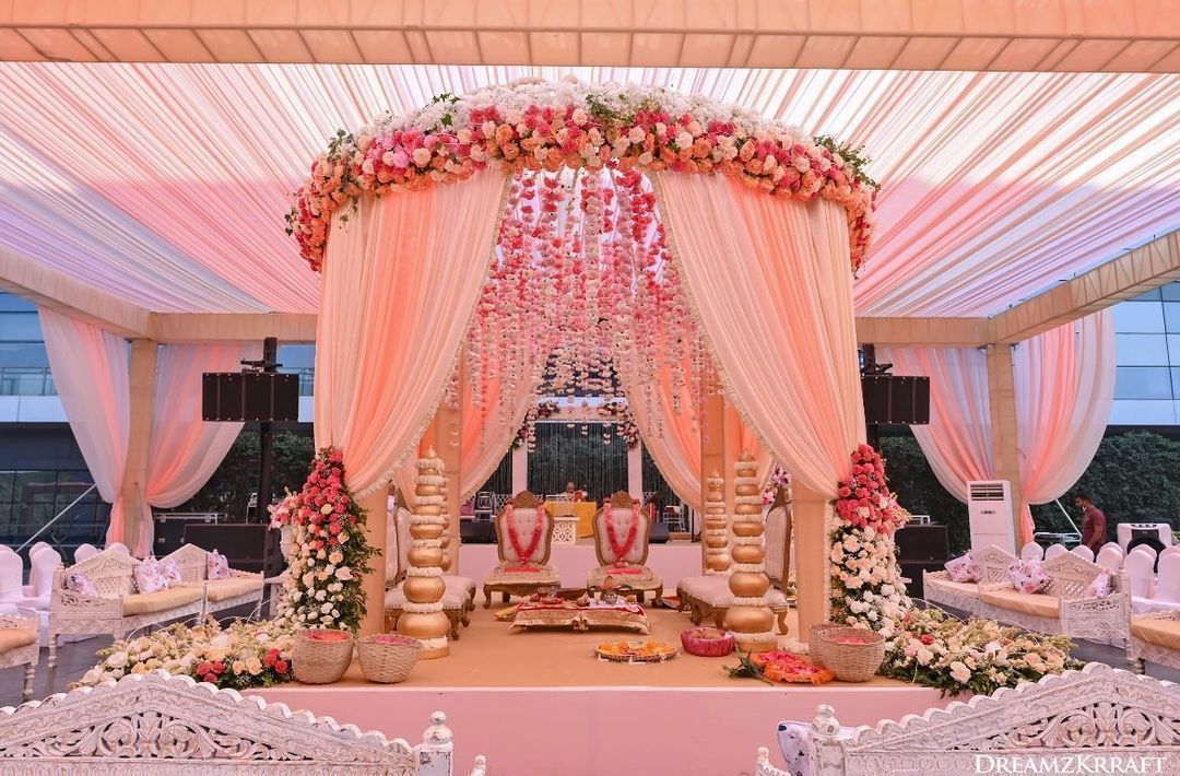 Indian Wedding Ceremony Stage Decoration With Lighting And Flower Stock  Photo - Download Image Now - iStock
