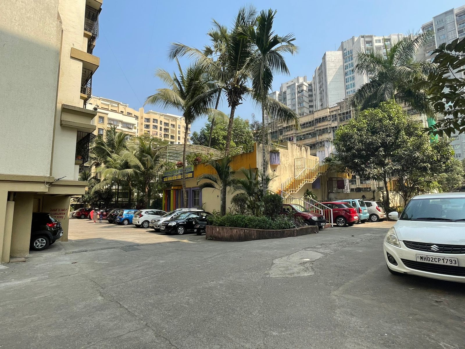 Buy 2 BHK Flat/Apartment in Spring Grove Lokhandwala Township Kandivali East , Mumbai 19th