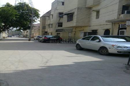 Buy 5 BHK Flat/Apartment In DDA SFS Flats Janakpuri Block B 2B , New ...