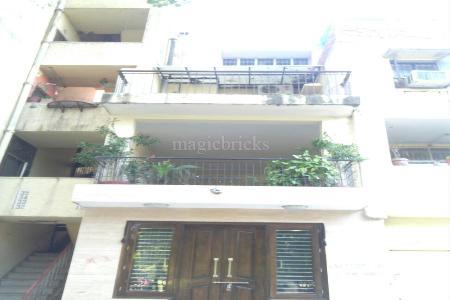 sarita vihar 2 bhk rent
