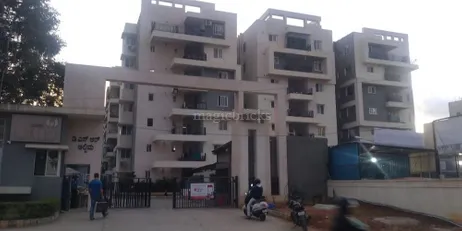 1900 Sq-ft 3 BHK Flat