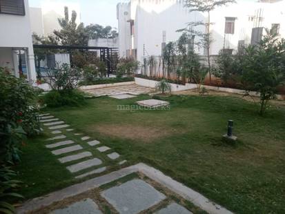 Golden Palms in Ameenpur, Hyderabad: Price, Brochure, Floor Plan, Reviews