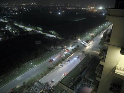 4BHK Multistorey Apartment for Resale in Civitech Stadia at Sector 79, Dadri Road 4BHK Multistorey Apartment for Resale in Civitech Stadia at Sector 79, Dadri Road