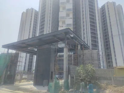 3356 Sq-ft 5 BHK Flat