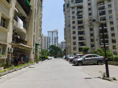Rent 3 BHK Flat for Rent in Aditya Mega City Vaibhav Khand Ghaziabad ...
