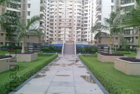 3 bhk in ramprastha greens vaishali