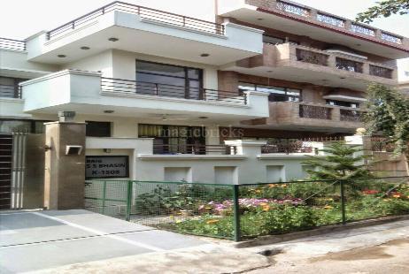 Buy  3 BHK  Villa in  Nirvana Country   Gurgaon